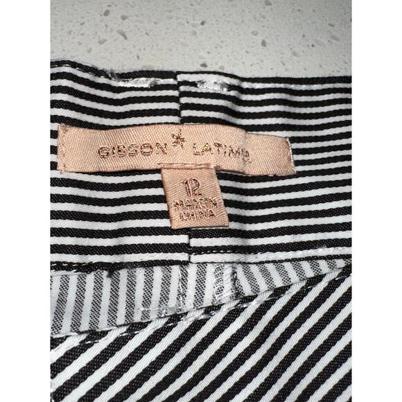 Gibson Latimer Women’s Shorts pinstripes blue white cuffed pockets Sz 12 casual - Picture 3 of 9